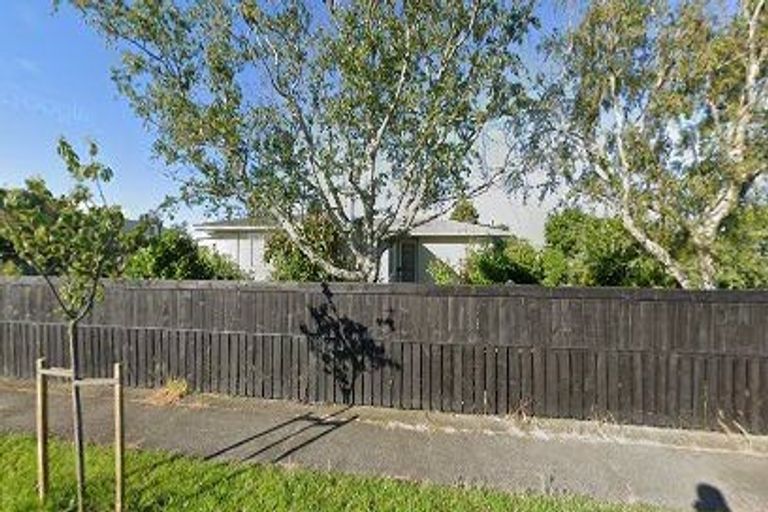 Photo of property in 63 Stephens Crescent, Highbury, Palmerston North, 4412