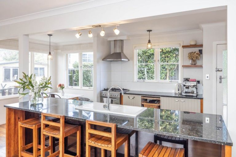 Photo of property in 6 Ross View Terrace, Dinsdale, Hamilton, 3204