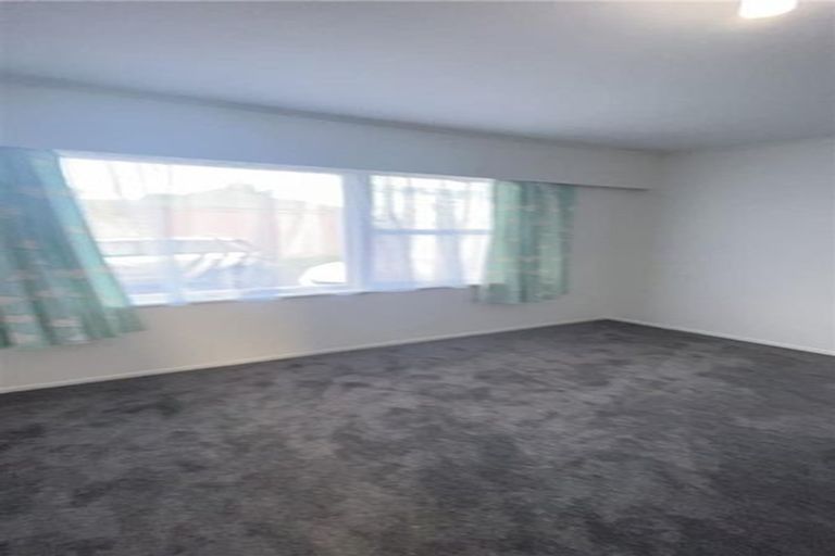 Photo of property in 2/79 Rimu Street, New Lynn, Auckland, 0600