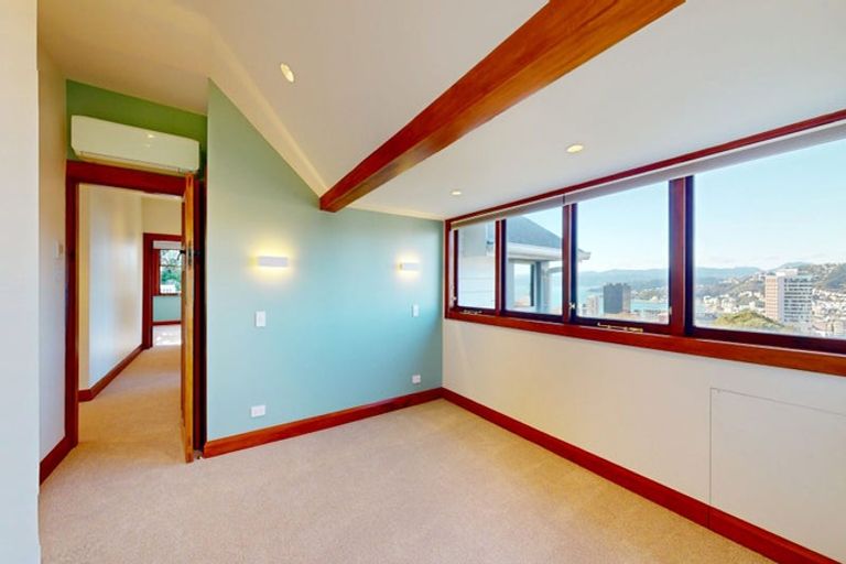 Photo of property in 29 Rawhiti Terrace, Kelburn, Wellington, 6012