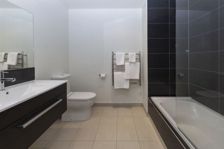 Photo of property in 11a Pavilion Crescent, Hillmorton, Christchurch, 8024