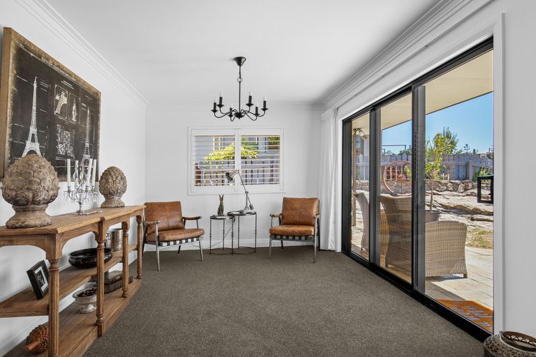 Photo of property in 2 Hart Place, Bridge Hill, Alexandra, 9320