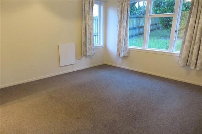 Photo of property in 110 Mcleod Road, Te Atatu South, Auckland, 0610