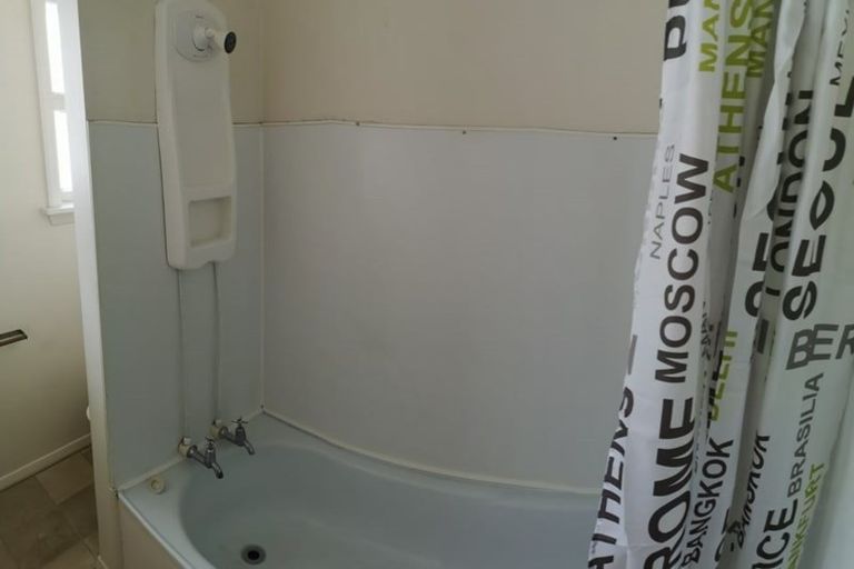 Photo of property in 1/932 Colombo Street, St Albans, Christchurch, 8014