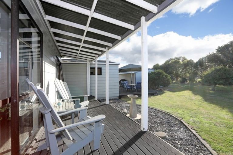 Photo of property in 146 Parewanui Road, Bulls, 4894