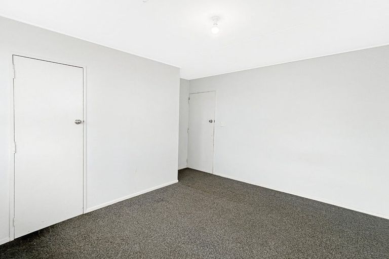 Photo of property in 27 Cross Street, Castlecliff, Whanganui, 4501