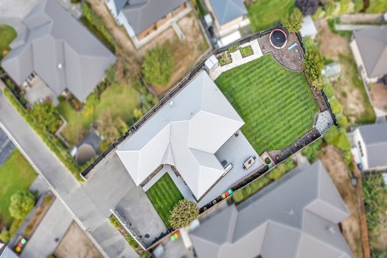 Photo of property in 11 Goldie Place, Rolleston, 7614