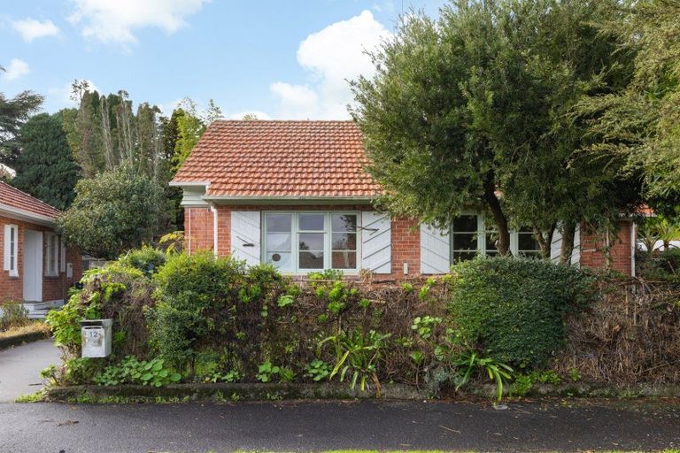 Photo of property in 12 Galway Avenue, Hamilton East, Hamilton, 3216