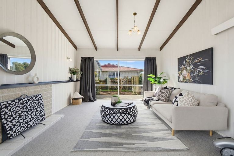 Photo of property in 23 Cargill Avenue, Feilding, 4702