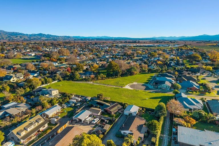 Photo of property in 11 Magnolia Drive, Springlands, Blenheim, 7201