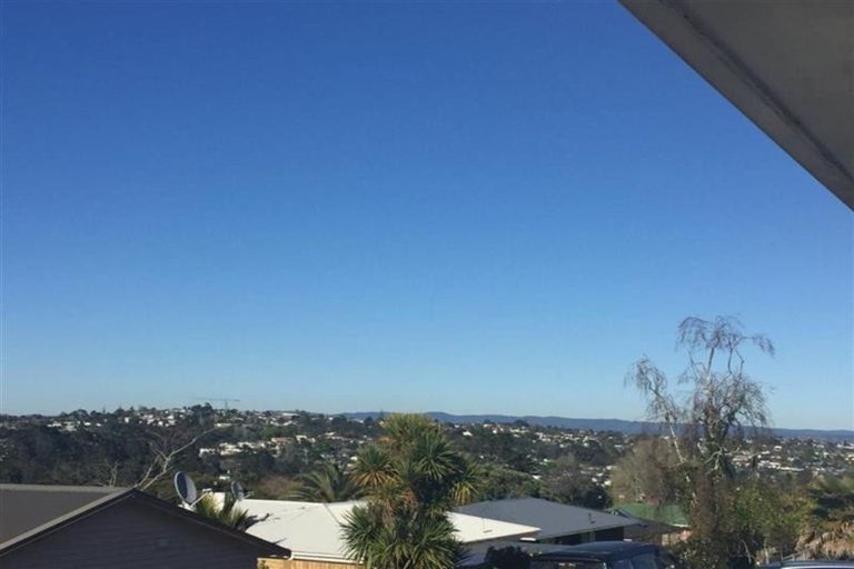 Photo of property in 21a Park Road, Glenfield, Auckland, 0629