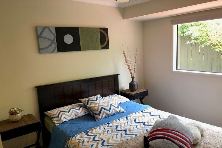 Photo of property in 15a Akehurst Avenue, New Lynn, Auckland, 0600