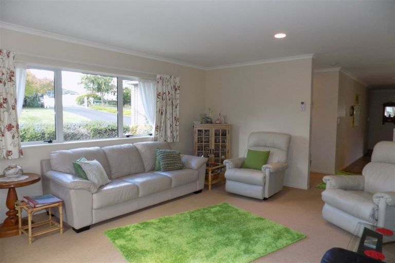 Photo of property in 14 Silverstream Place, Waihi, 3610