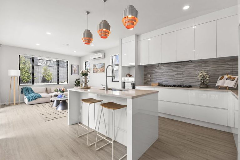 Photo of property in 66 Kano Way, Hobsonville, Auckland, 0616