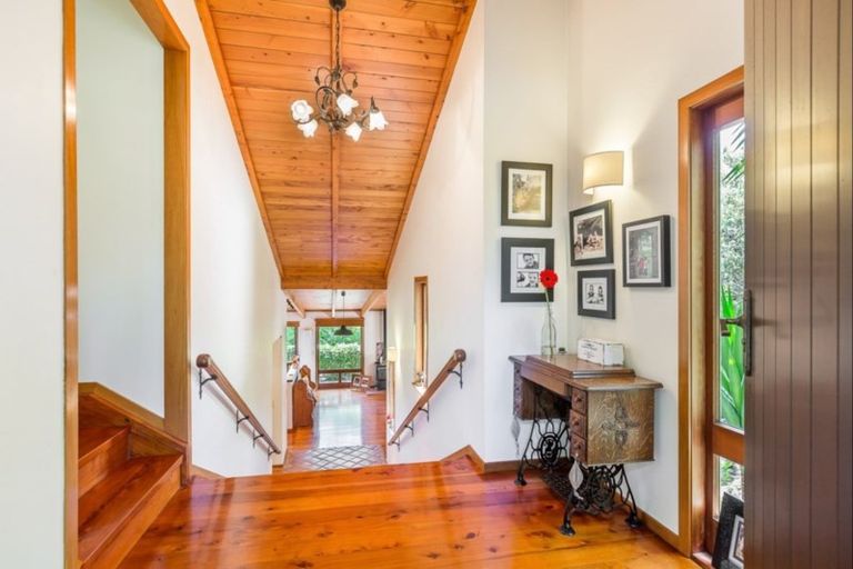 Photo of property in 14c Moffat Road, Red Beach, 0932