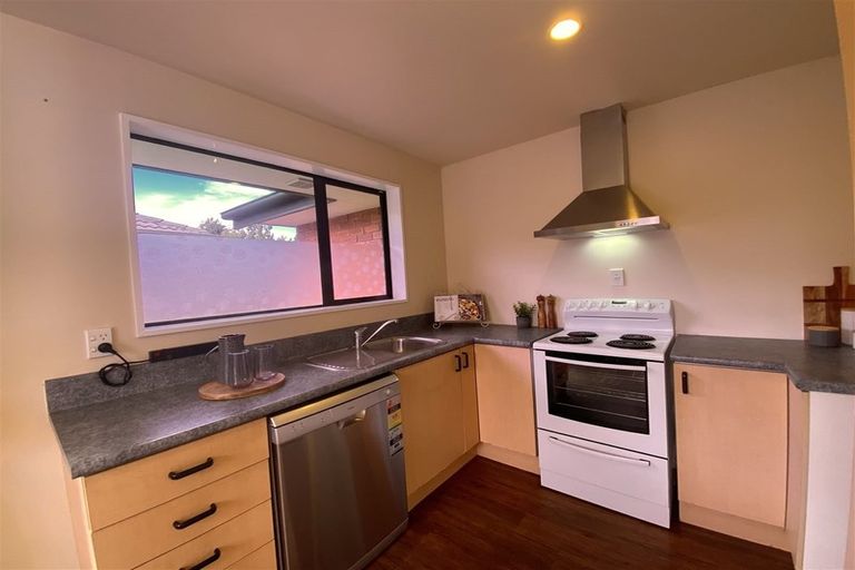 Photo of property in 15 Springs Road, Hornby, Christchurch, 8042