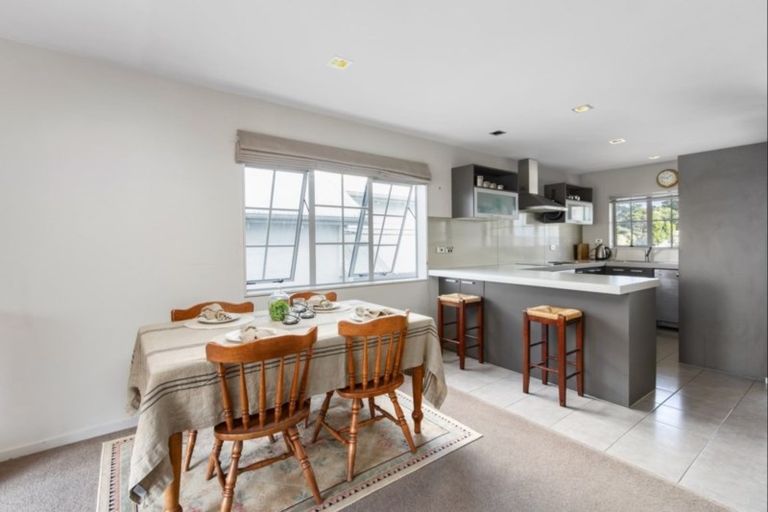 Photo of property in 6/9 Georgia Terrace, Albany, Auckland, 0632