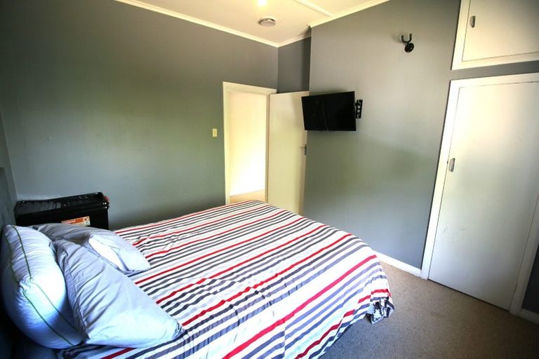 Photo of property in 19 Ongo Road, Hunterville, 4730