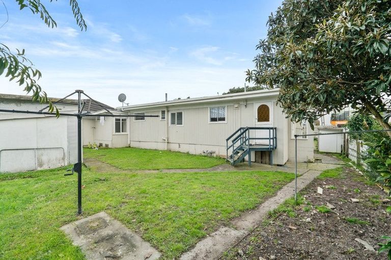 Photo of property in 221 Great South Road, Manurewa, Auckland, 2102