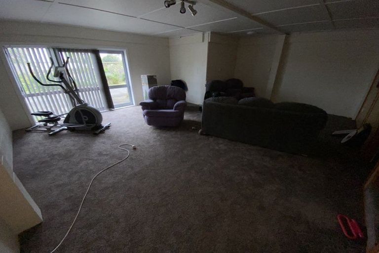 Photo of property in 41 Victoria Avenue, Waiuku, 2123