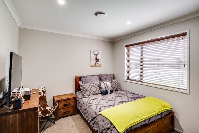 Photo of property in 23 Gee Place, Taradale, Napier, 4112