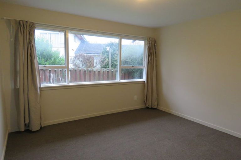 Photo of property in 1/27 Bucknell Street, Sockburn, Christchurch, 8042
