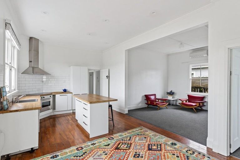 Photo of property in 60 Sheehan Street, Whataupoko, Gisborne, 4010