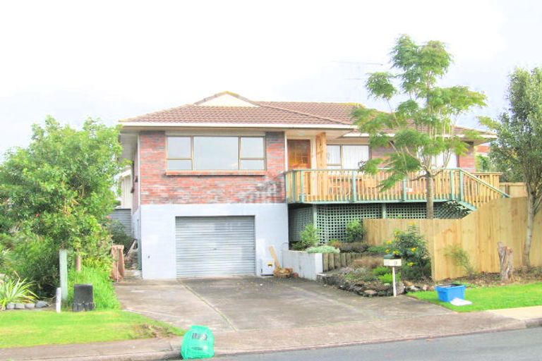 Photo of property in 37 Thorburn Avenue, Red Beach, 0932