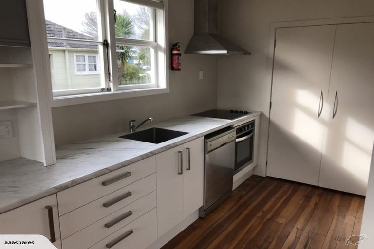 Photo of property in 15a Harris Street, Pukekohe, 2120