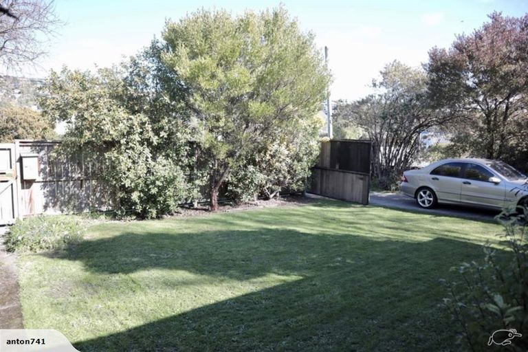 Photo of property in 255 Centaurus Road, Saint Martins, Christchurch, 8022