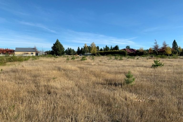 Photo of property in 27 North West Arch, Twizel, 7901