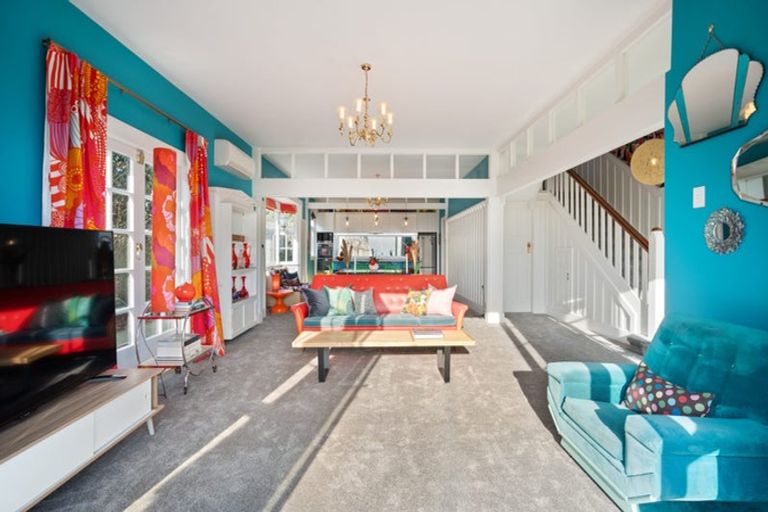 Photo of property in 83 Hackthorne Road, Cashmere, Christchurch, 8022