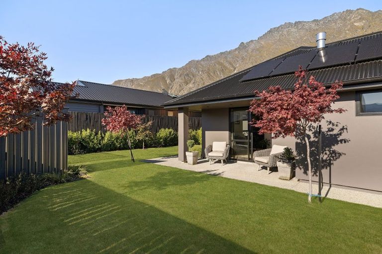 Photo of property in 30 Muster Road, Jacks Point, 9371