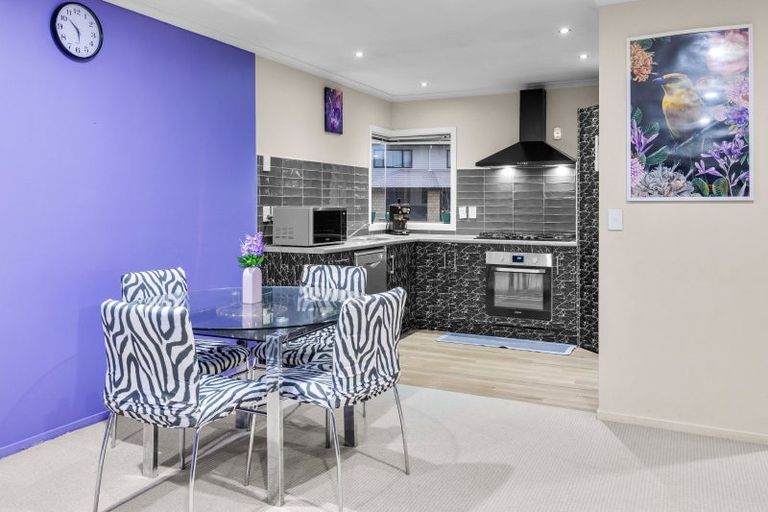 Photo of property in 11/64 Kawaha Point Road, Kawaha Point, Rotorua, 3010