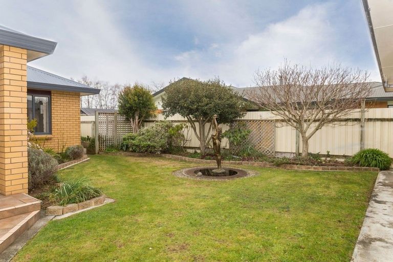 Photo of property in 19 King Street, Dannevirke, 4930
