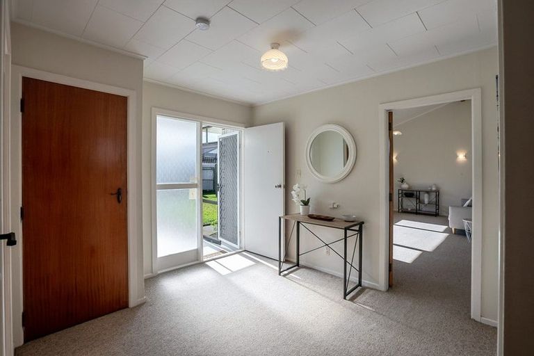Photo of property in 70b Seaview Road, Paraparaumu Beach, Paraparaumu, 5032