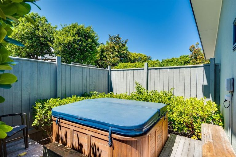 Photo of property in 30 Brooklands Drive, Havelock North, 4130