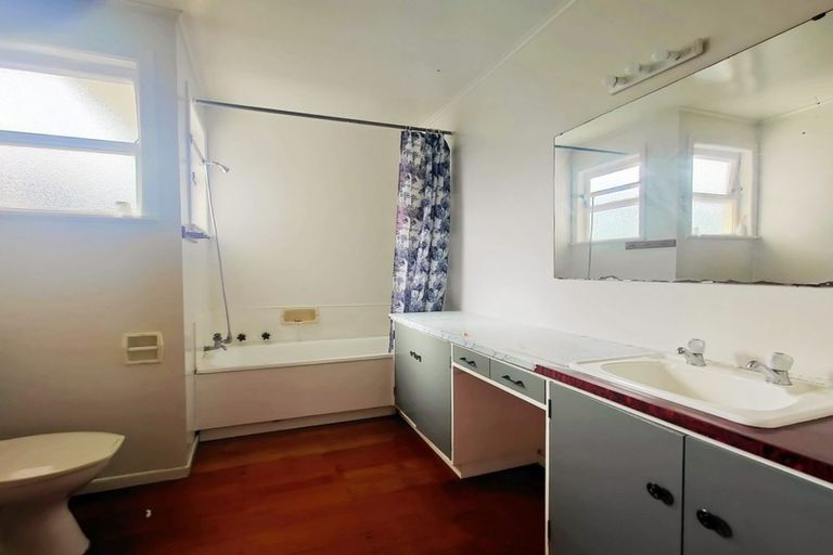 Photo of property in 7 Mail Avenue, Weymouth, Auckland, 2103