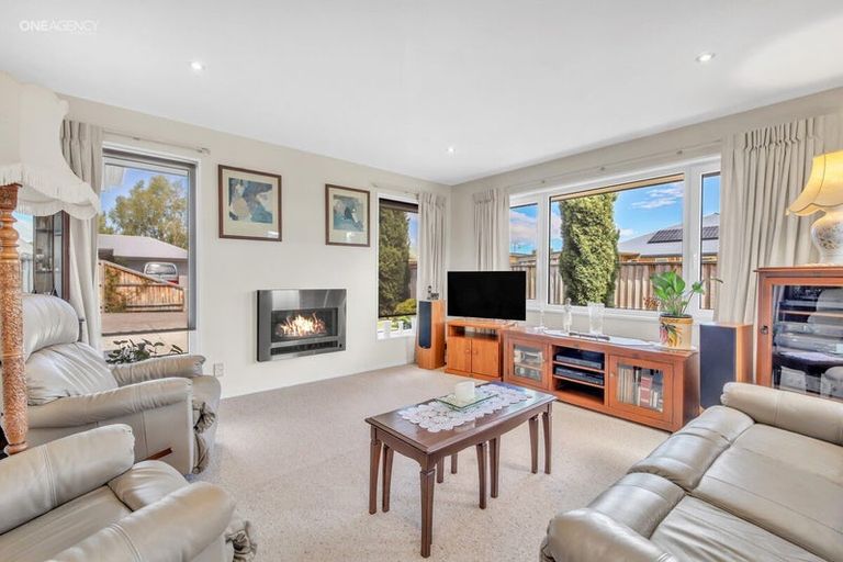 Photo of property in 4 Stonebridge Lane, Oxford, 7430