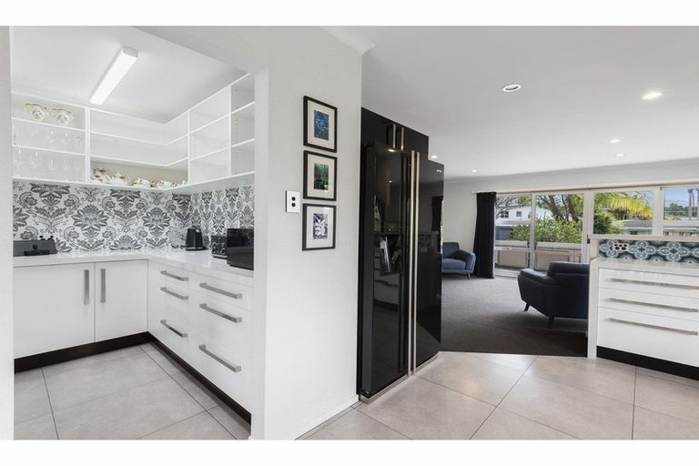 Photo of property in 17 Kotare Crescent, Maunu, Whangarei, 0110