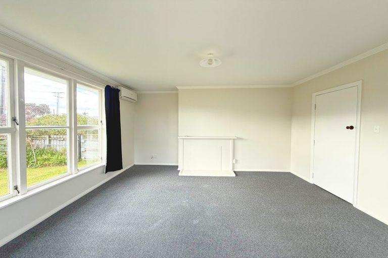 Photo of property in 16 Burns Street, Tawhero, Whanganui, 4501