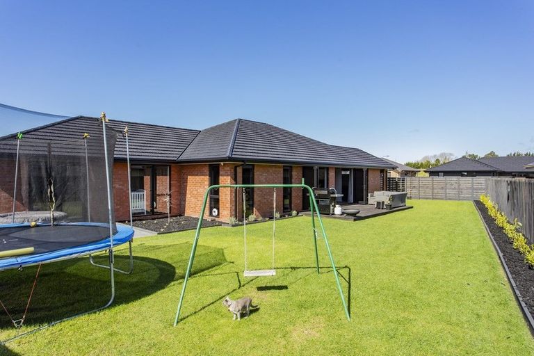 Photo of property in 25 Fearne Drive, Woodend, 7610