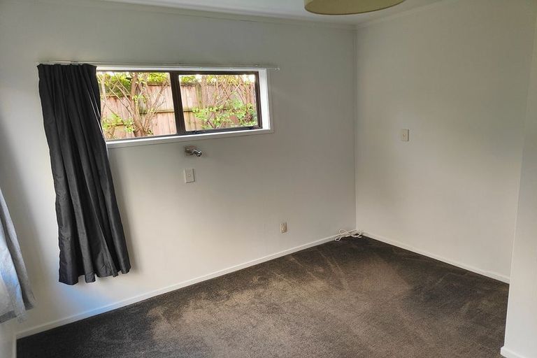 Photo of property in 1/61 Forrest Hill Road, Milford, Auckland, 0620