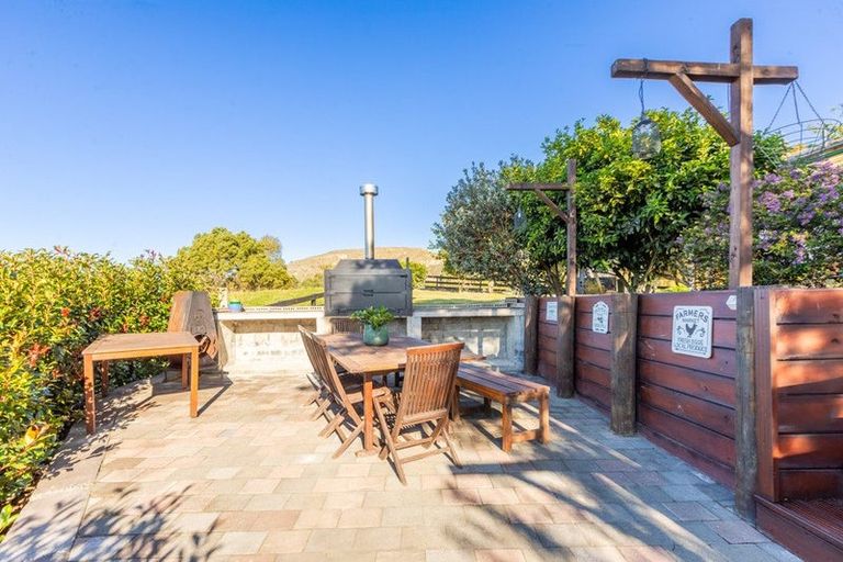 Photo of property in 1818 Dartmoor Road, Dartmoor, Napier, 4186