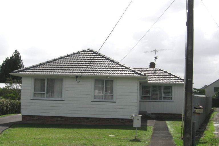 Photo of property in 15 Fairdene Avenue, Henderson, Auckland, 0610