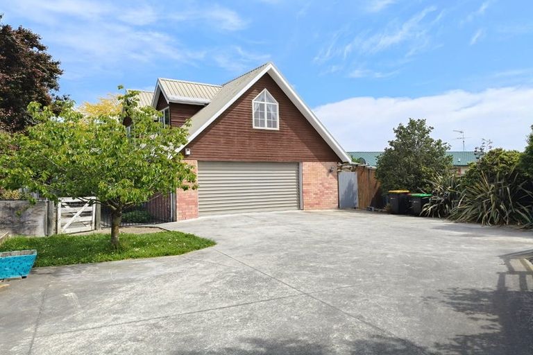 Photo of property in 16 Marshall Street, Rangiora, 7400