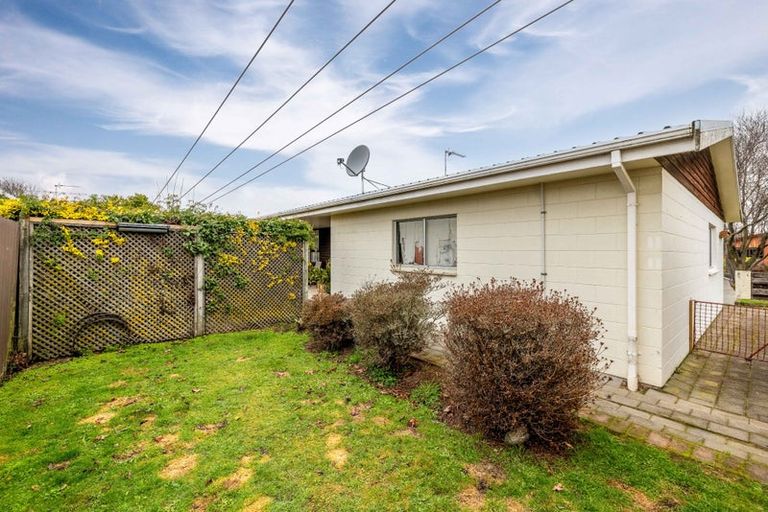 Photo of property in 12 Rex Place, Rangiora, 7400