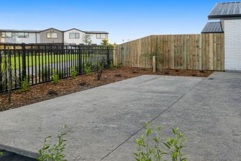 Photo of property in 48 Miromiro Street, Broomfield, Christchurch, 8042