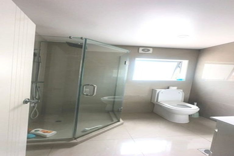 Photo of property in 10b Malte Brun Place, Papatoetoe, Auckland, 2025