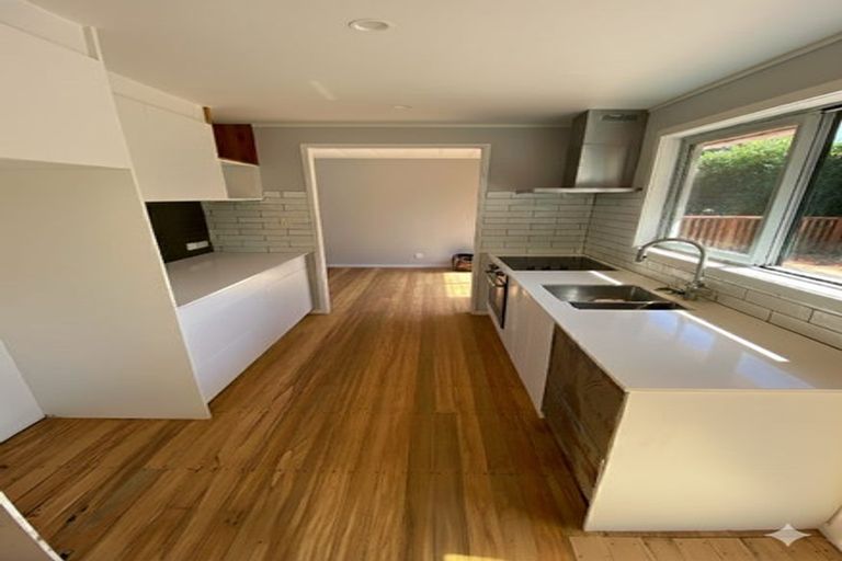 Photo of property in 2/25 Cranston Street, Torbay, Auckland, 0632